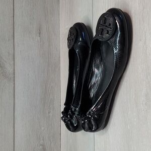 Tory Burch Womens reva  Logo Loafer Flats shoes sz 5